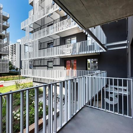 Wola Marble Apartment Varsavia Esterno foto