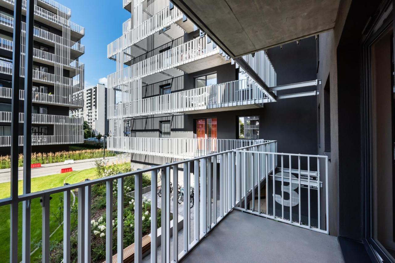 Wola Marble Apartment Varsavia Esterno foto