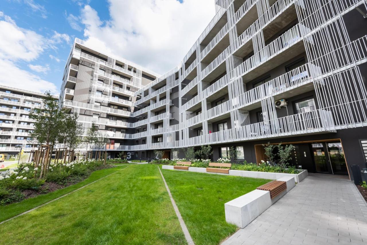 Wola Marble Apartment Varsavia Esterno foto