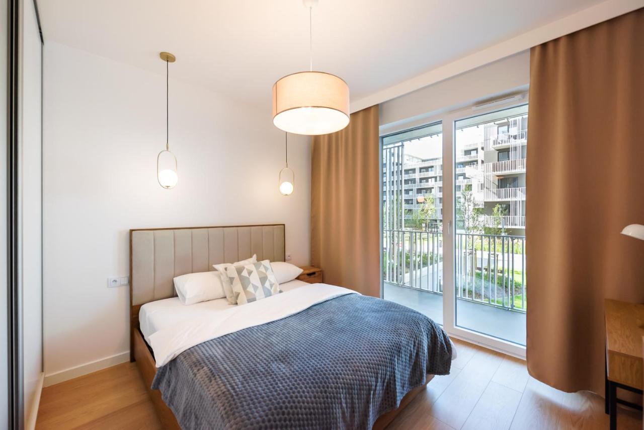 Wola Marble Apartment Varsavia Esterno foto